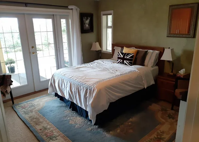 Rae Leigh Heights Bnb